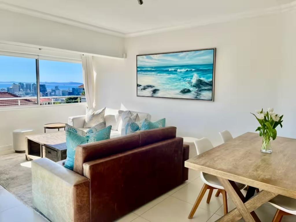 Sun-Drenched Apartment Overlooking Table Mountain